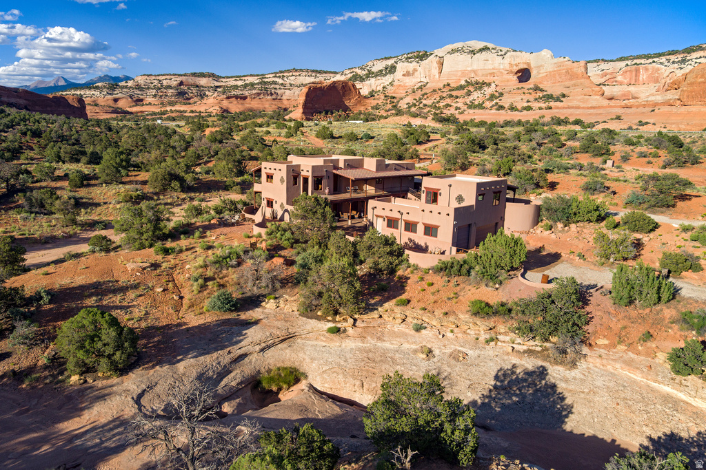 100 S JOE WILSON DR Moab, UT 84532