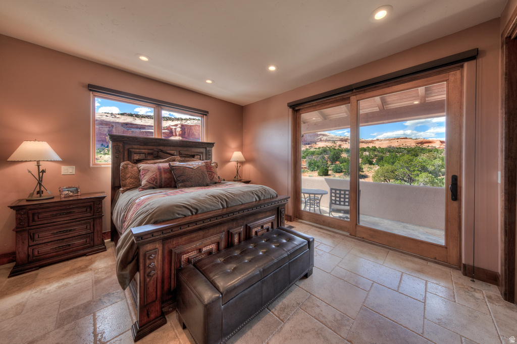 100 S JOE WILSON DR Moab, UT 84532