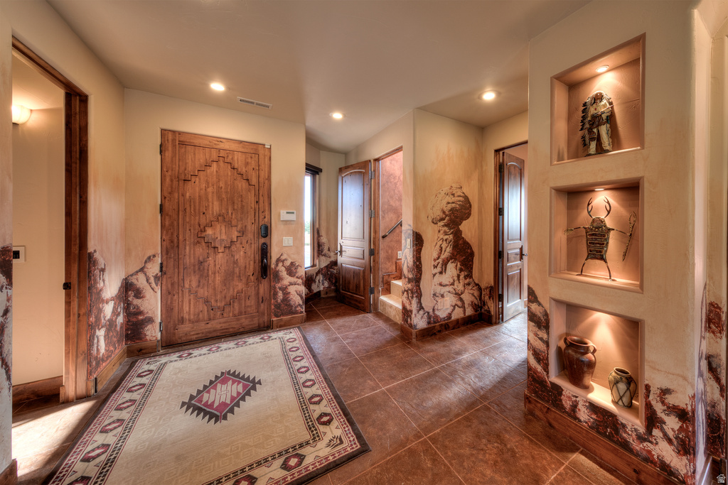 100 S JOE WILSON DR Moab, UT 84532