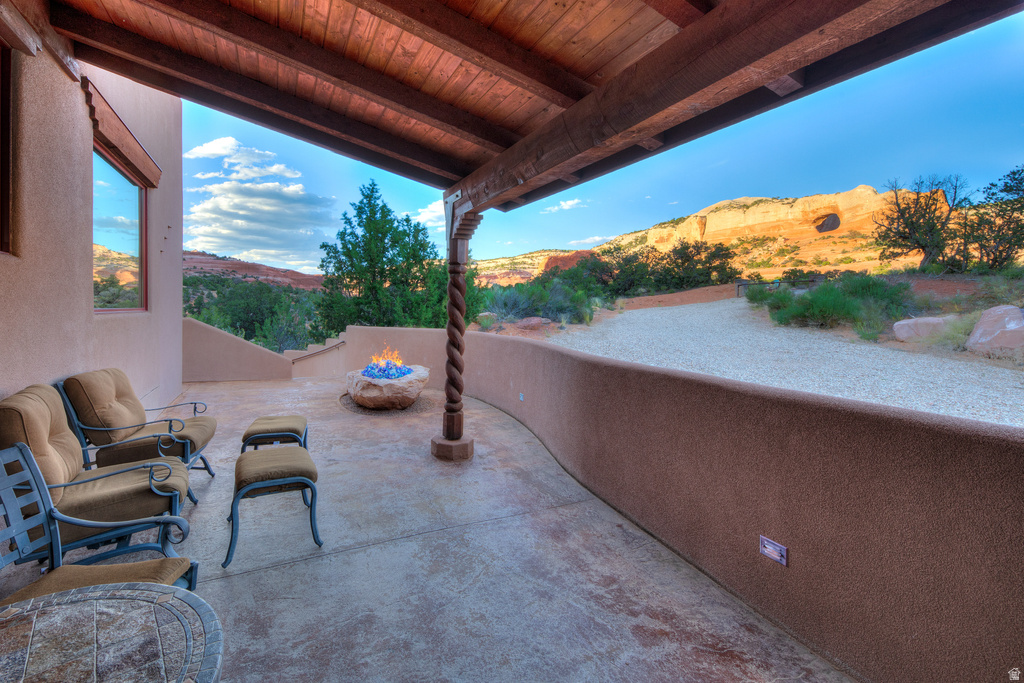 100 S JOE WILSON DR Moab, UT 84532