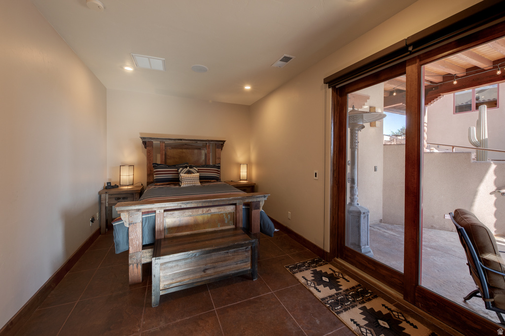 100 S JOE WILSON DR Moab, UT 84532