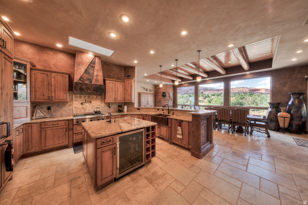 100 S JOE WILSON DR Moab, UT 84532