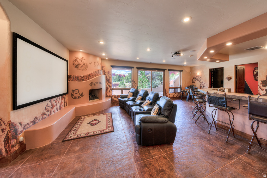 100 S JOE WILSON DR Moab, UT 84532