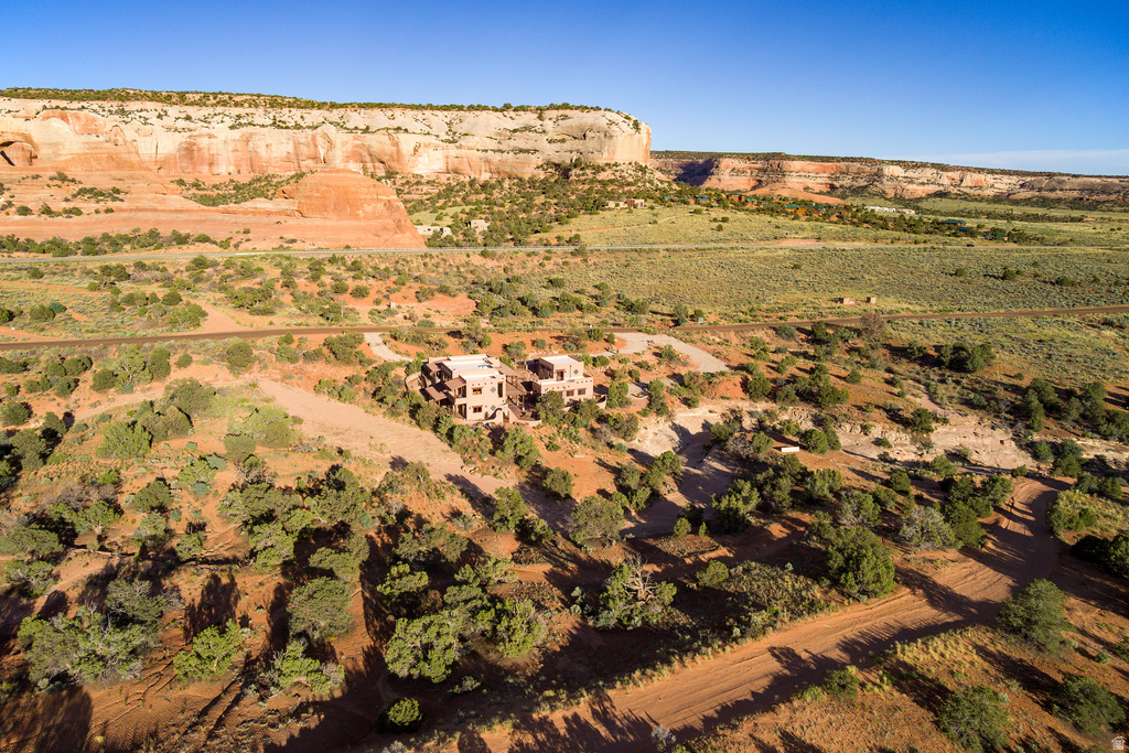 100 S JOE WILSON DR Moab, UT 84532