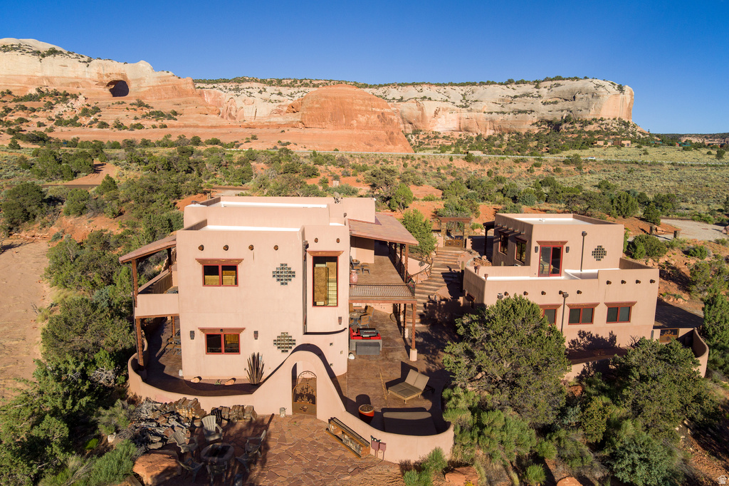 100 S JOE WILSON DR Moab, UT 84532