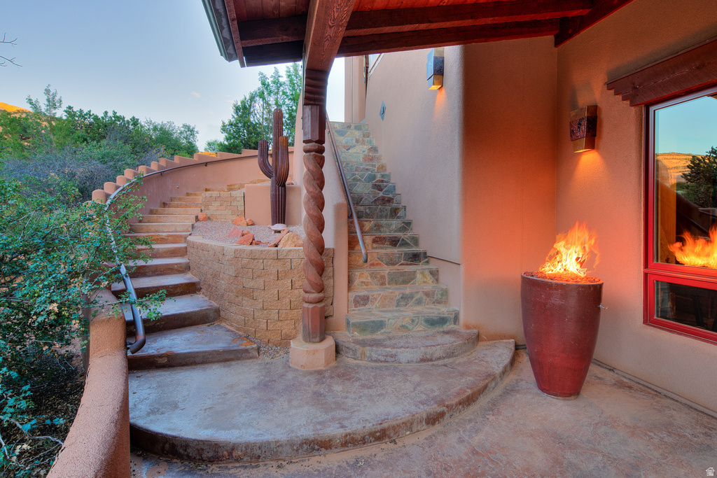 100 S JOE WILSON DR Moab, UT 84532