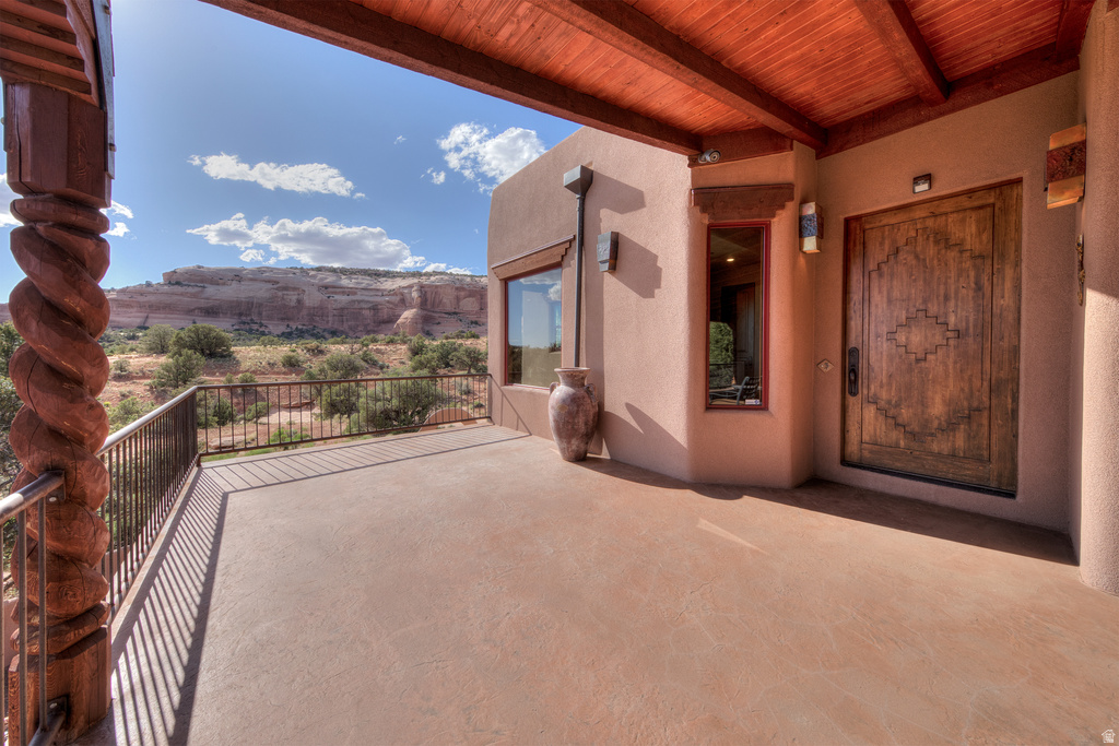 100 S JOE WILSON DR Moab, UT 84532