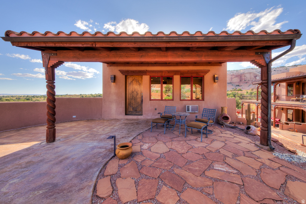 100 S JOE WILSON DR Moab, UT 84532