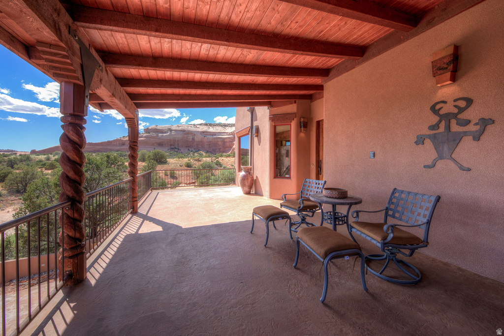 100 S JOE WILSON DR Moab, UT 84532