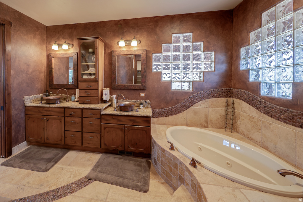 100 S JOE WILSON DR Moab, UT 84532