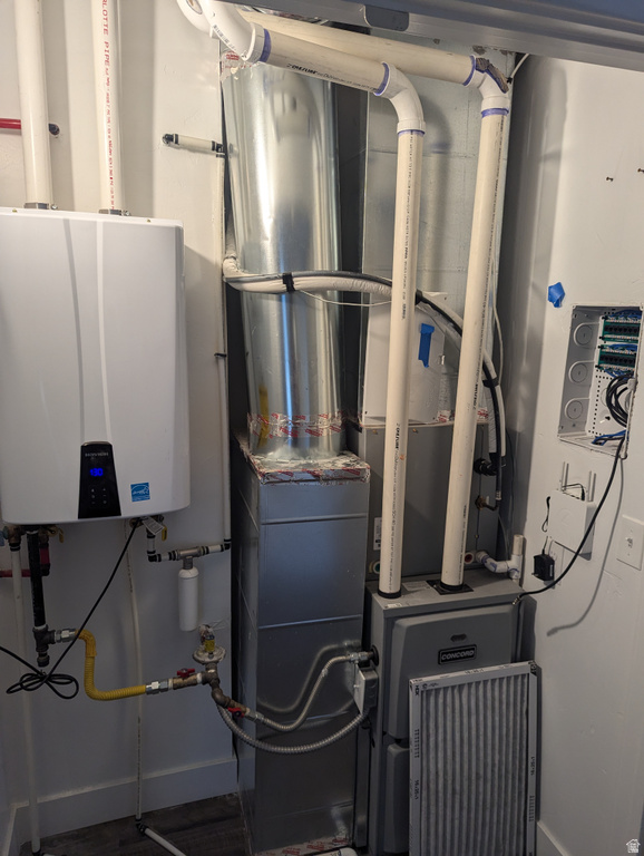 875 S DEPOT ST #C301 Clearfield, UT 84015