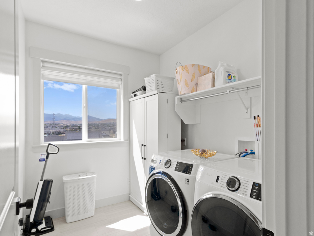 1883 W OLYMPUS DR Saratoga Springs, UT 84045