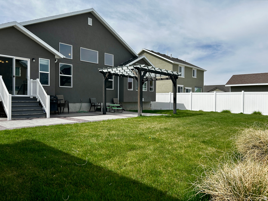 2045 E MINE ROCK RD Lake Point, UT 84074