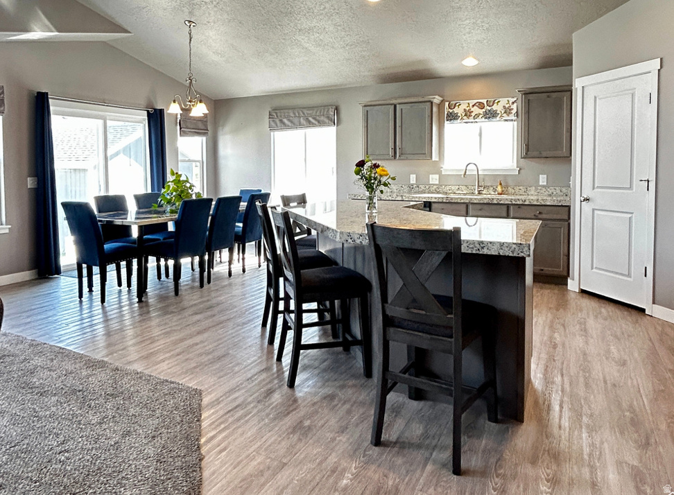 2045 E MINE ROCK RD Lake Point, UT 84074