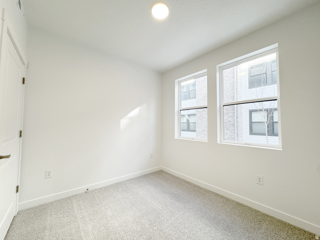 5263 W REVENTON RD #103 South Jordan, UT 84009