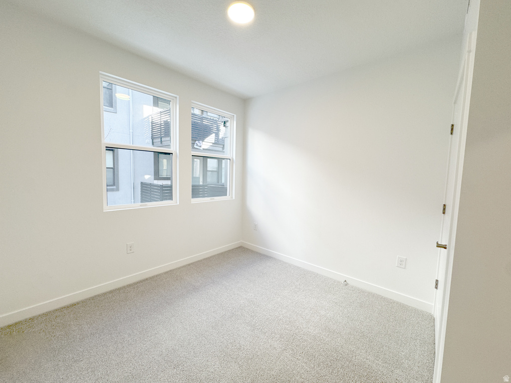 5263 W REVENTON RD #103 South Jordan, UT 84009