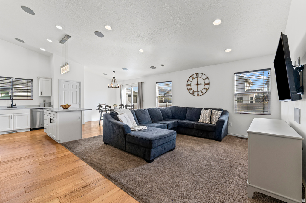 1952 N 2600 W Lehi, UT 84043