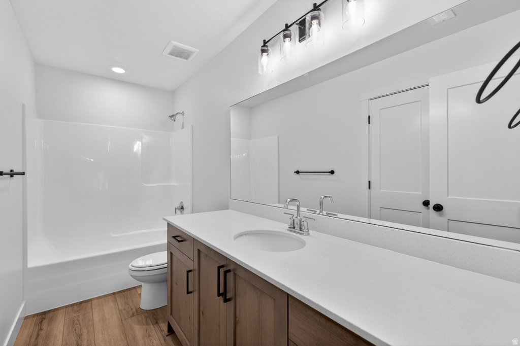 2706 N 2770 W #115 Plain City, UT 84404