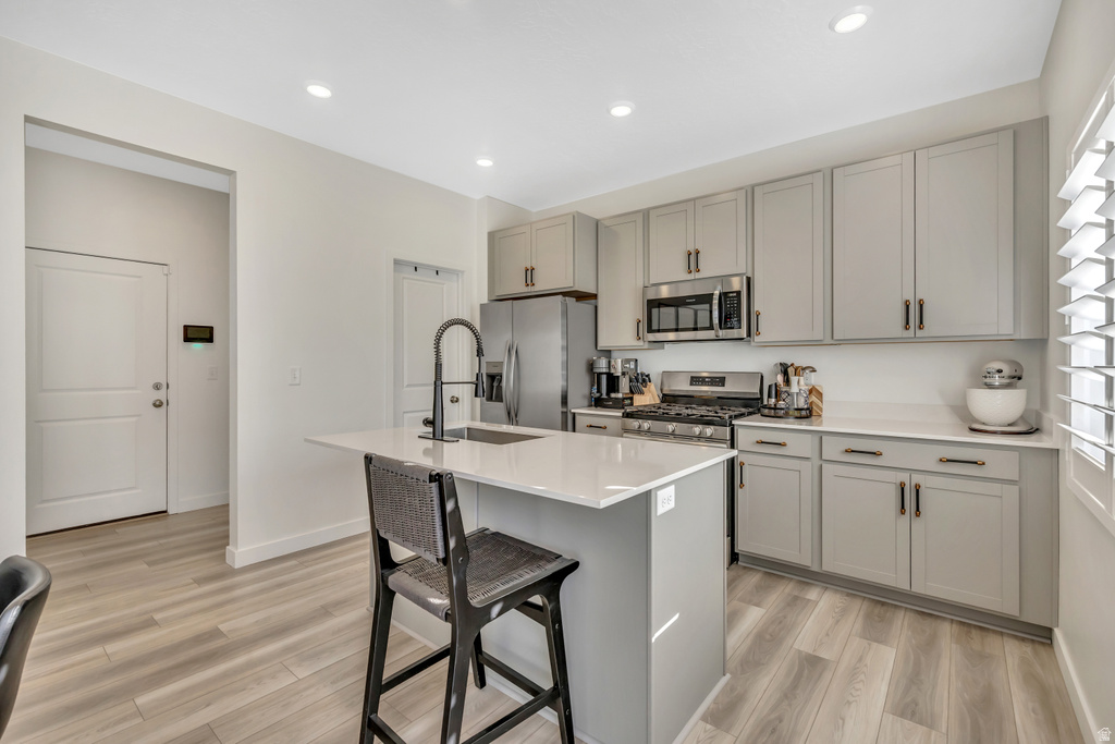 157 E PARADE AVE Saratoga Springs, UT 84045