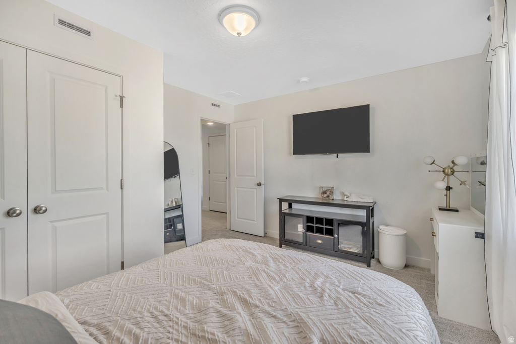 157 E PARADE AVE Saratoga Springs, UT 84045