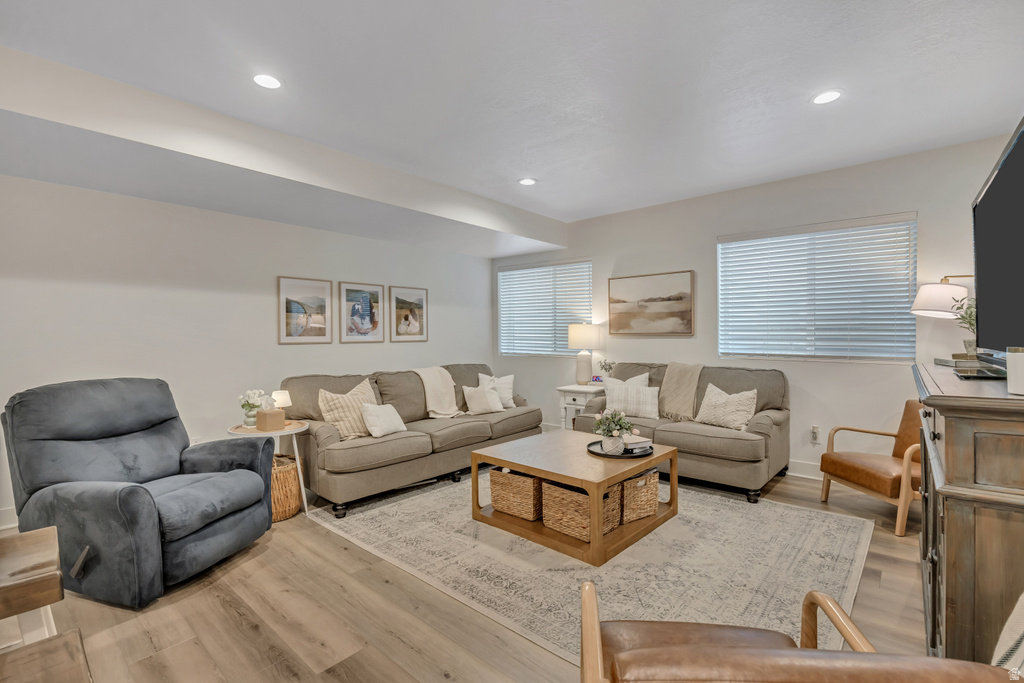 317 W FOUNDERS BLVD Saratoga Springs, UT 84045