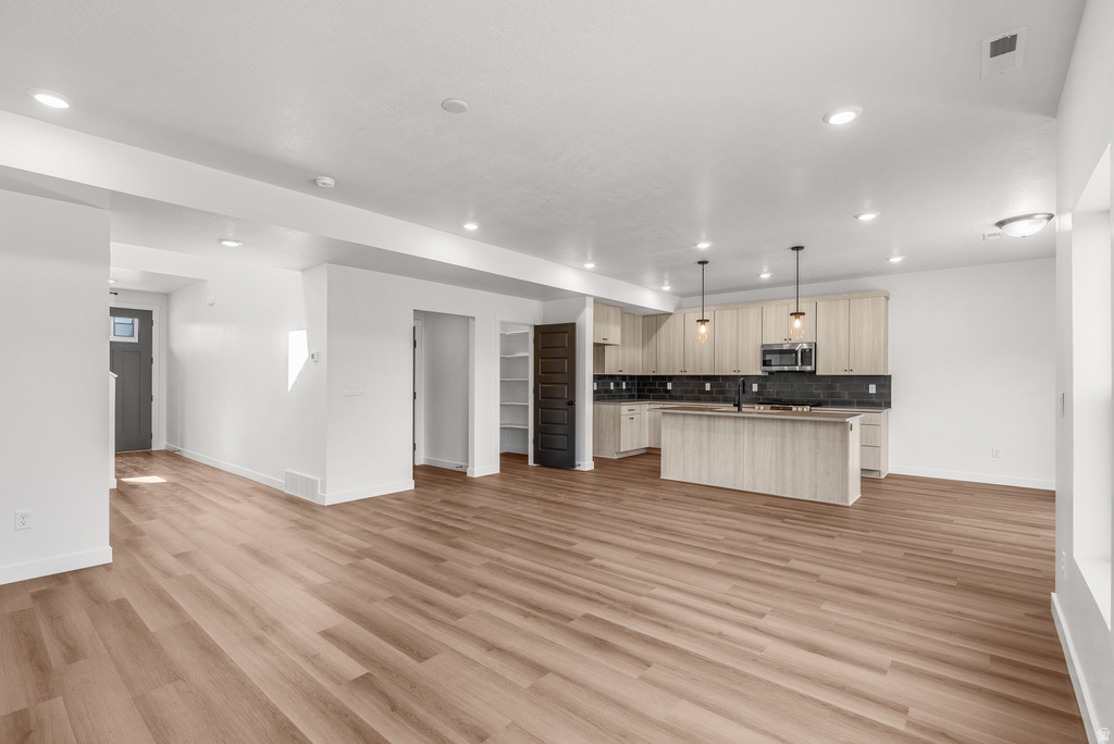 1075 W AUDREY LN #6 Woods Cross, UT 84087