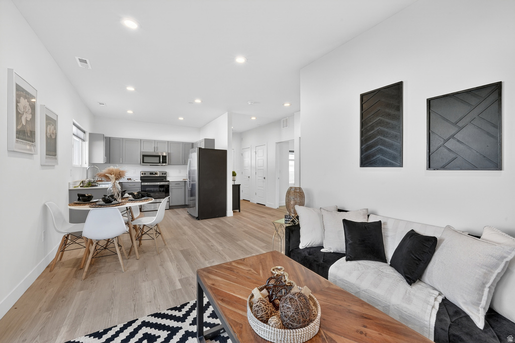 3592 S 805 E #210 Millcreek, UT 84106