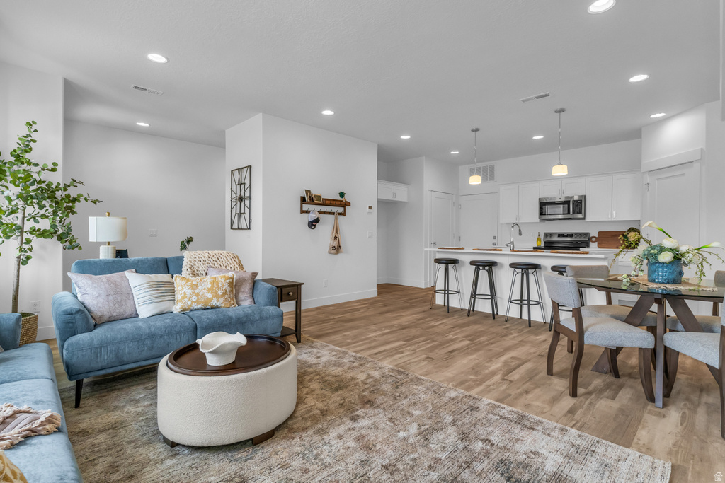 1651 W 2700 S #217 Syracuse, UT 84075