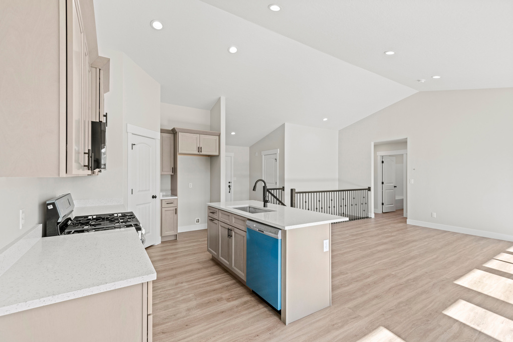 886 E 100 S #5 Mt Pleasant, UT 84647