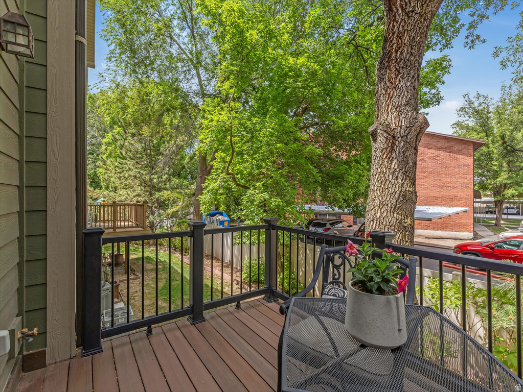 4828 S BROOKS WAY Holladay, UT 84117