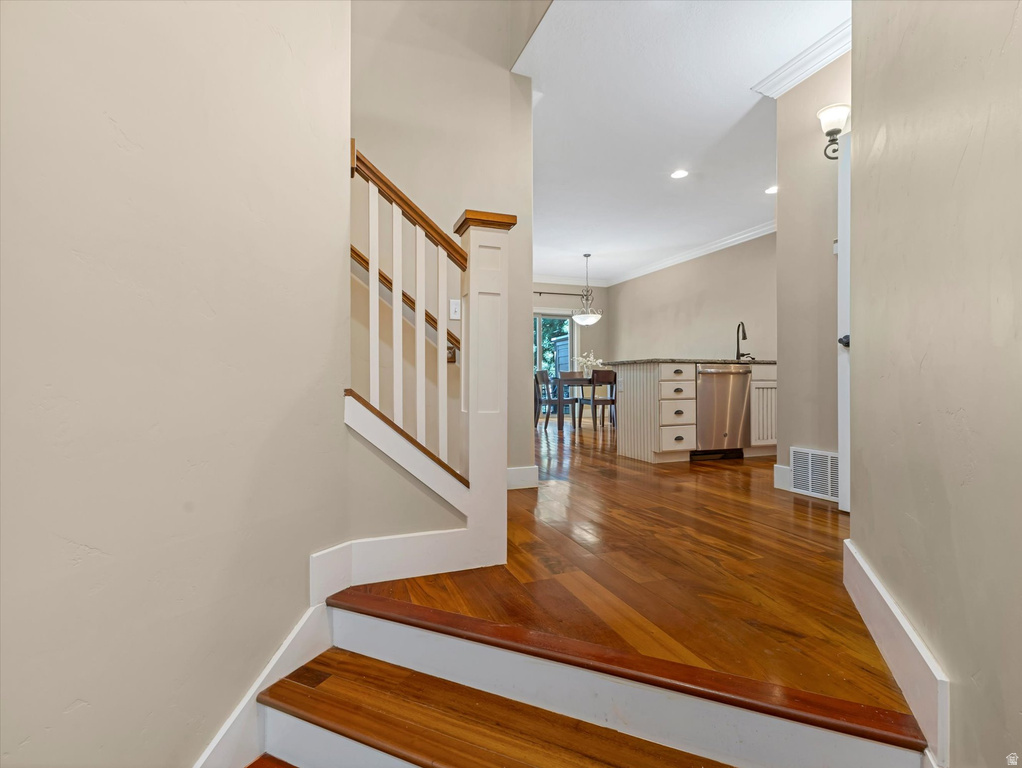 4828 S BROOKS WAY Holladay, UT 84117