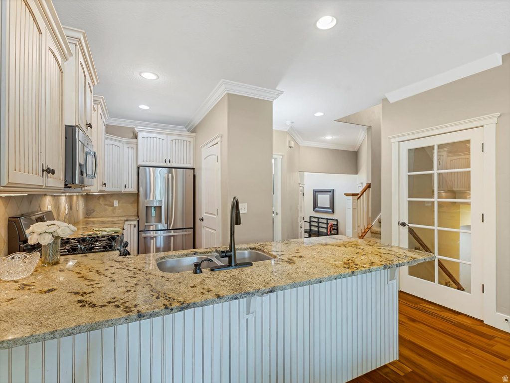 4828 S BROOKS WAY Holladay, UT 84117