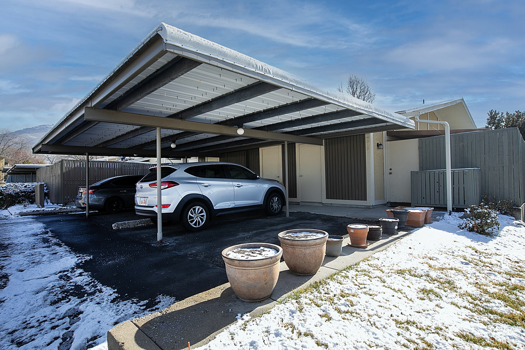 275 E PEACH LN Bountiful, UT 84010