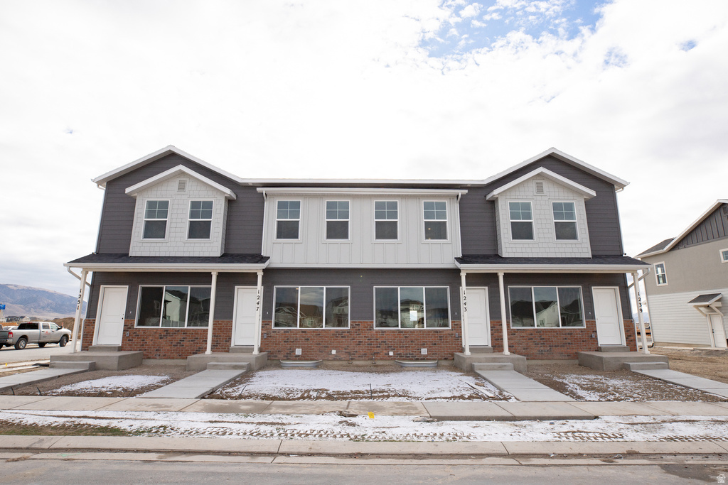 1247 E GOLDIE LOU LANE UNIT #15 Eagle Mountain, UT 84005