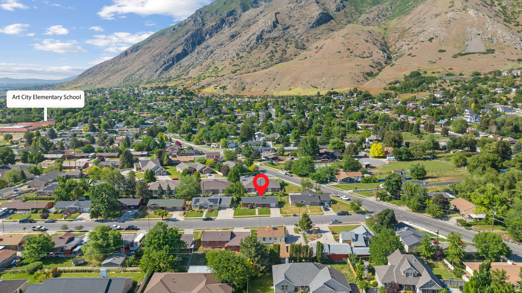 1185 E HILLCREST DR Springville, UT 84663