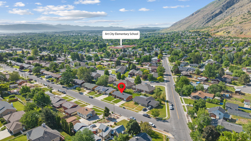 1185 E HILLCREST DR Springville, UT 84663