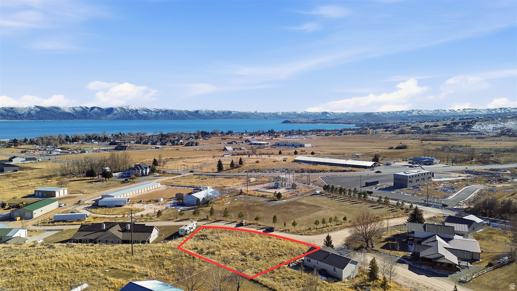 575 W DEE DR Garden City, UT 84028