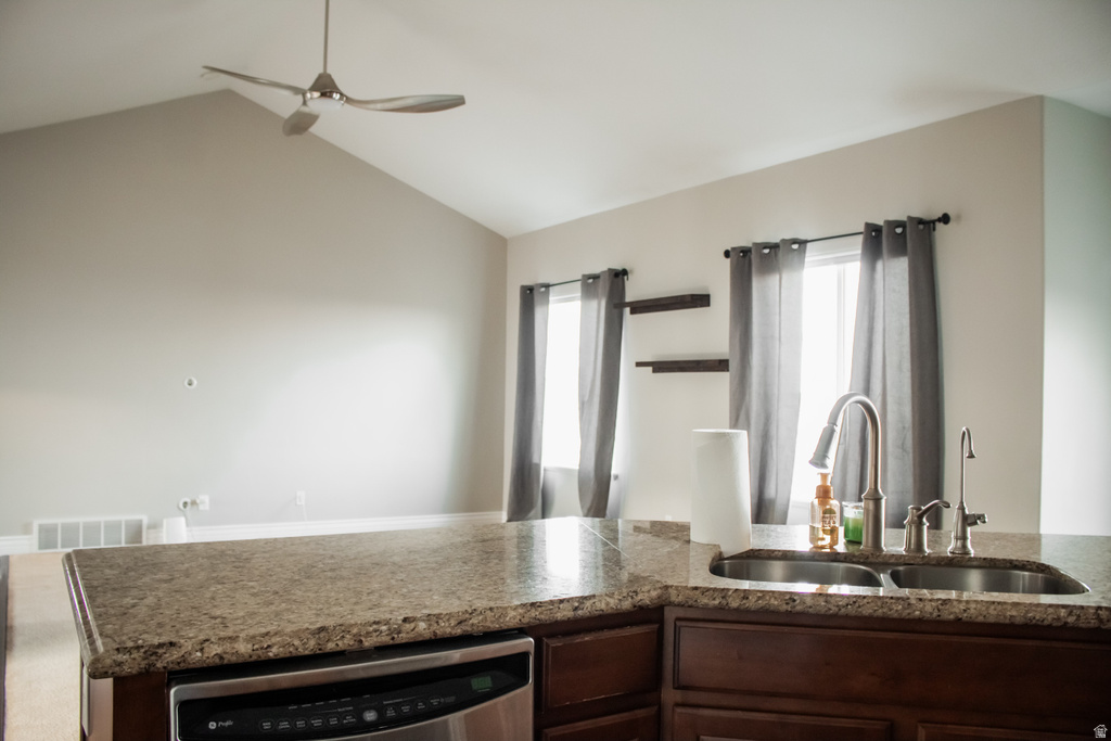 3334 S PEREGRINE TRL Saratoga Springs, UT 84045