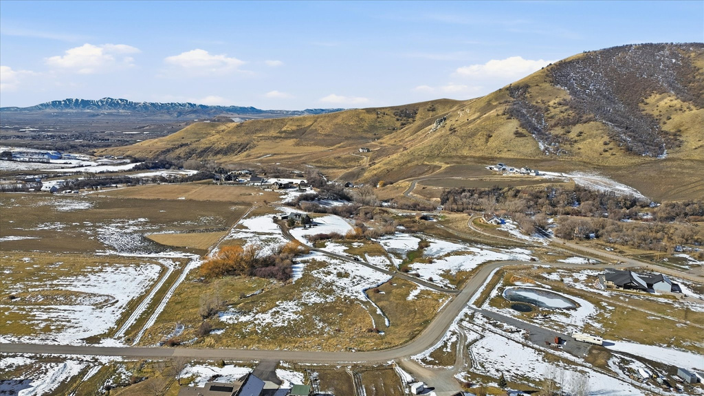 3201  CHERRYVILLE LN Franklin, ID 83237