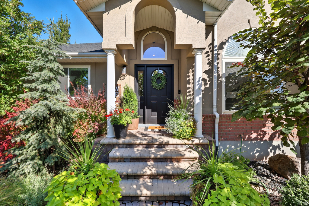 383 S 950 W Layton, UT 84041