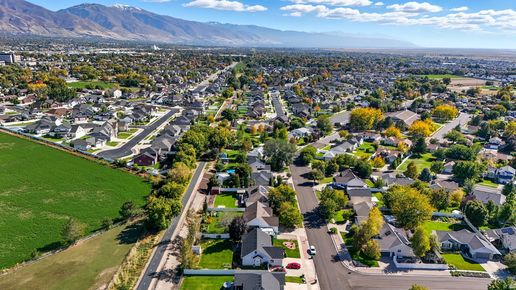 383 S 950 W Layton, UT 84041