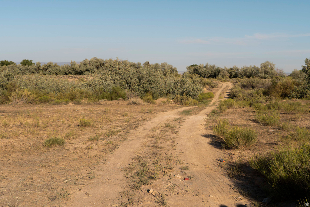 5600 S 1500 E Vernal, UT 84078