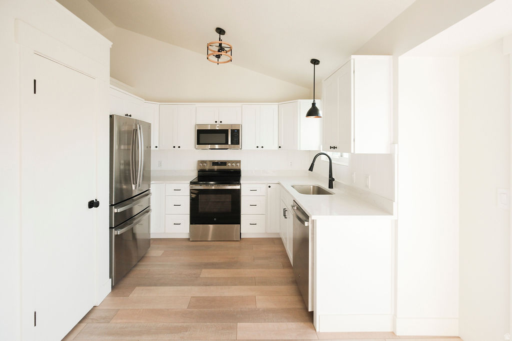 1012 W 2525 N Layton, UT 84041