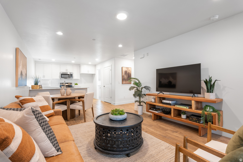 1590 S 900 W #703 Salt Lake City, UT 84104