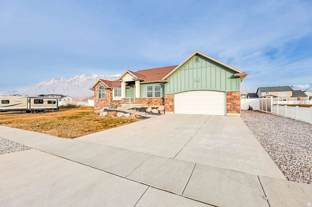 3942 N 2650 W Farr West, UT 84404