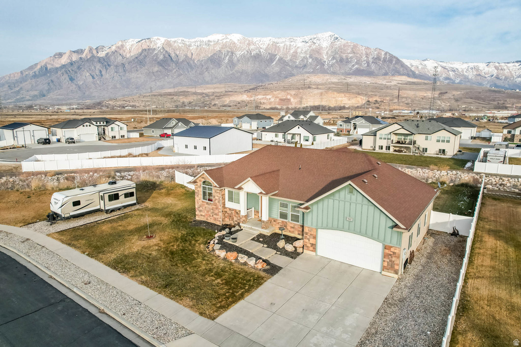 3942 N 2650 W Farr West, UT 84404