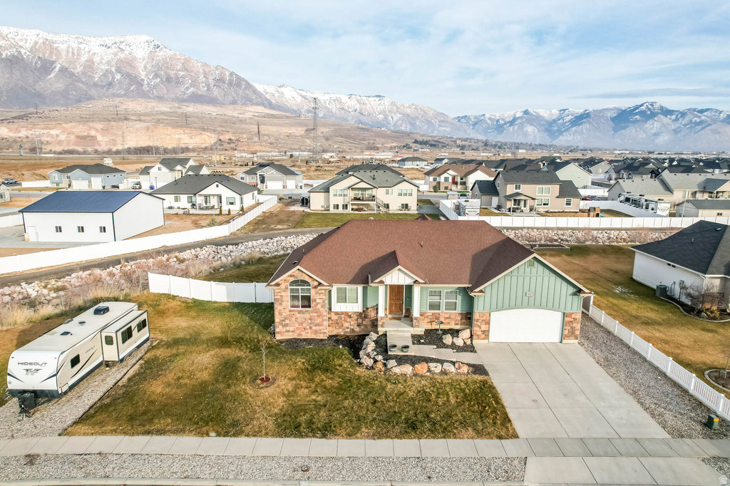 3942 N 2650 W Farr West, UT 84404
