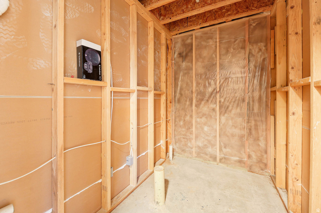 3942 N 2650 W Farr West, UT 84404