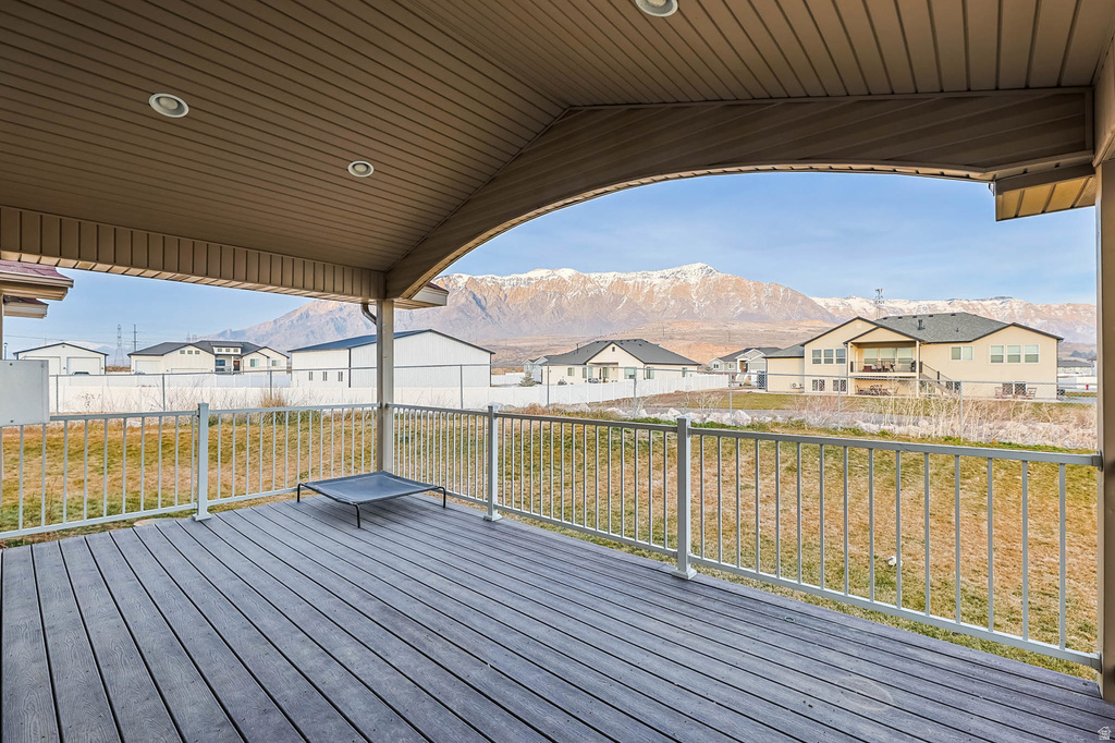 3942 N 2650 W Farr West, UT 84404
