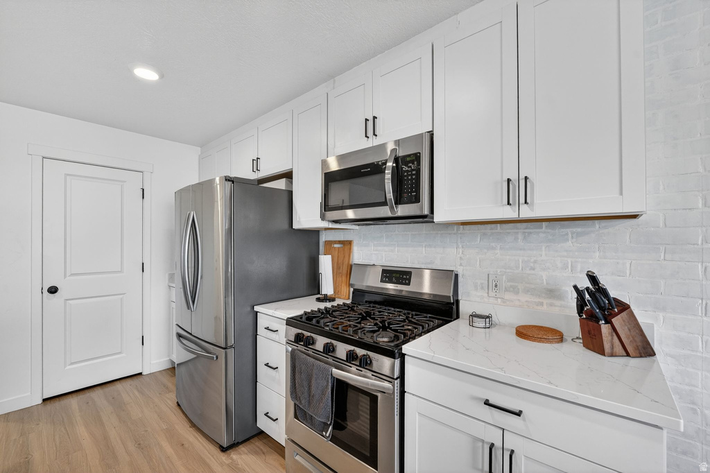 3590 W BARLEY BND Lehi, UT 84048